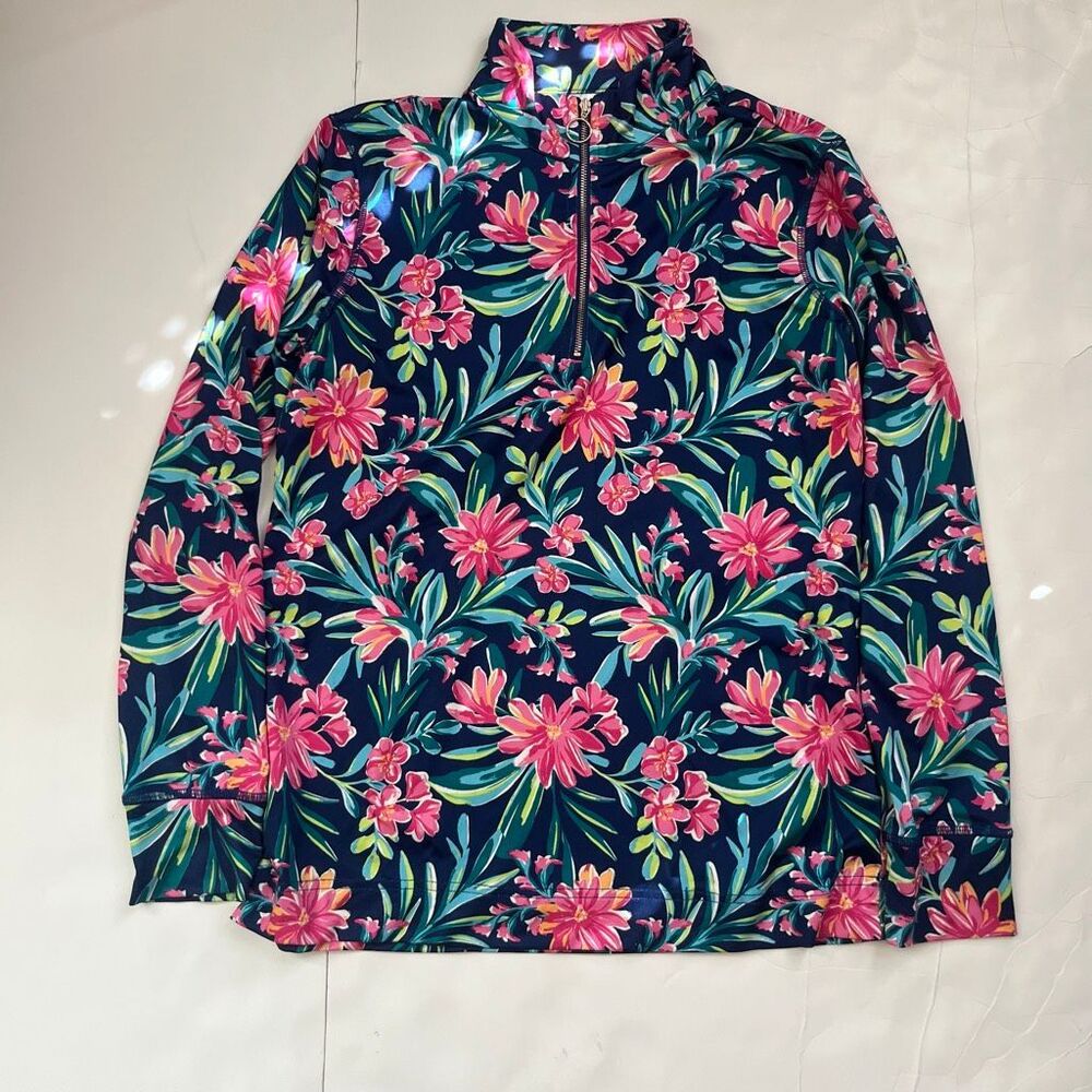 Stella Parker Womenโs Floral Long Sleeve Golf Athletic Top Multicolor Small